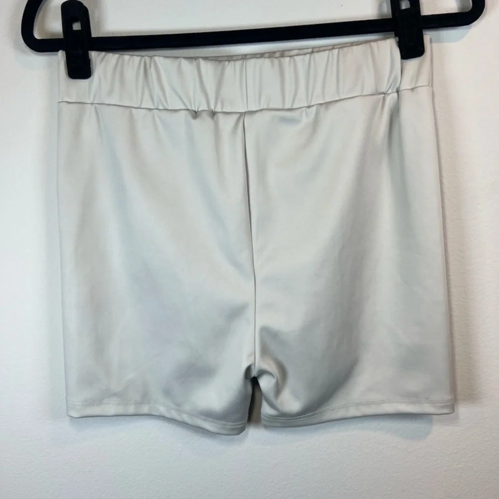 Paxton Akira Luxe Shorts Light Gray Stretch Pull On Biker Shorts Womens Sz Large